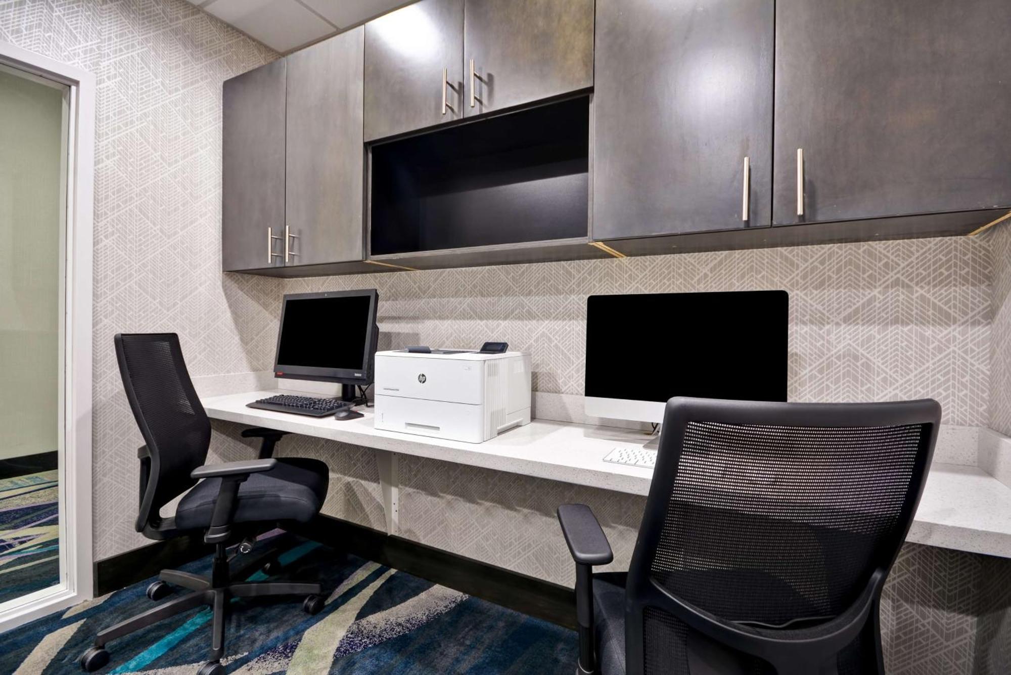 Hilton Garden Inn Tulsa-Broken Arrow, Ok מראה חיצוני תמונה